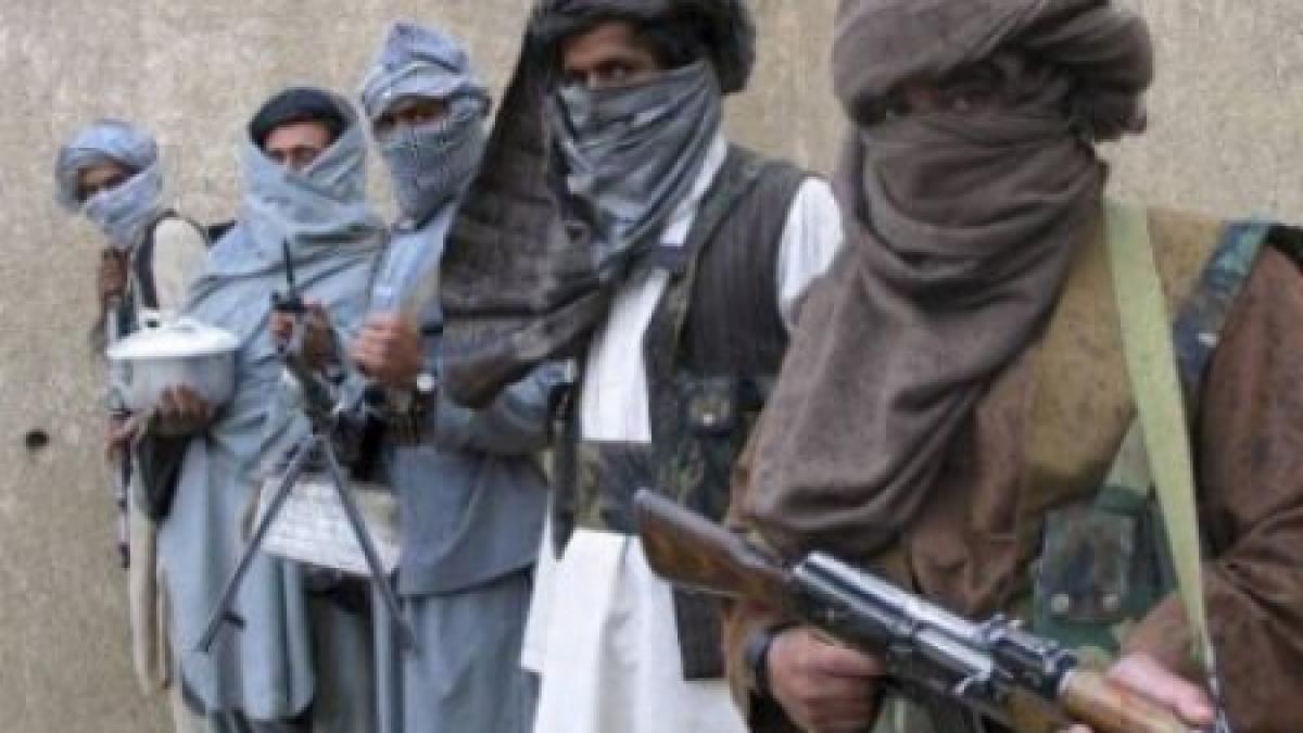 un lider al qaida arestat pe aeroportul din cairo el era una din cele mai cautate persoane de fbi