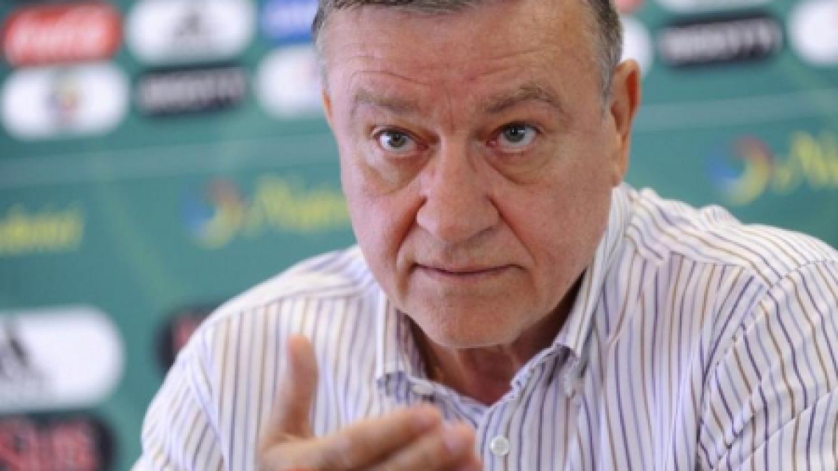 un tanar din capitala sustine ca este fiul lui mircea sandu si cere sa fie recunoscut oficial