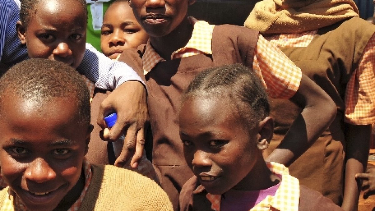 Lecţie De Viaţă O Femeie Săracă Din Kenya A Adoptat 49 De Copii