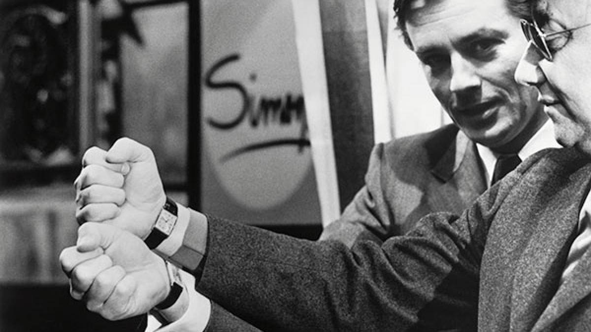 ceasurile lui alain delon scoase la vanzare