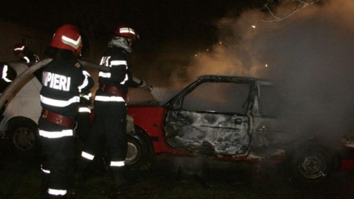 pericol de explozie in capitala un taximetru care se alimenta cu o butelie pe gaz a ars ca o torta