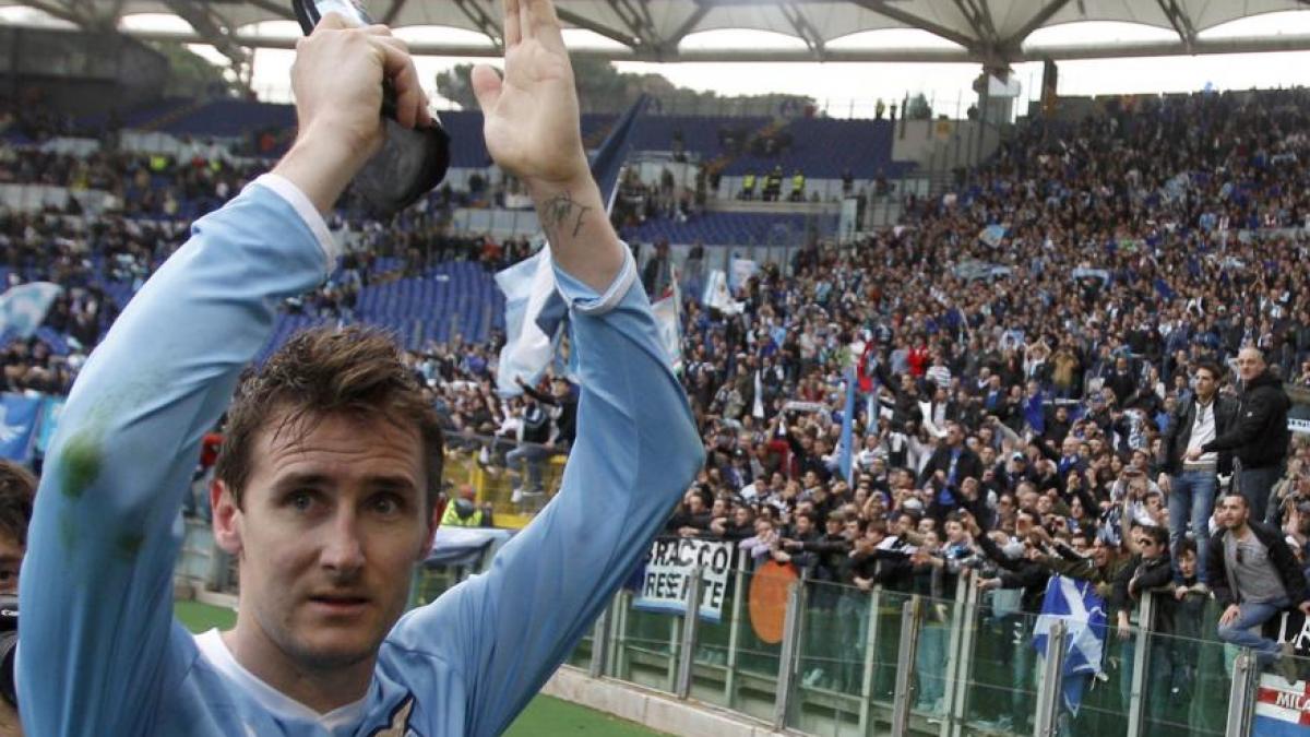 serie a lazio a invins o pe roma cu 2 1 in derby della capitale