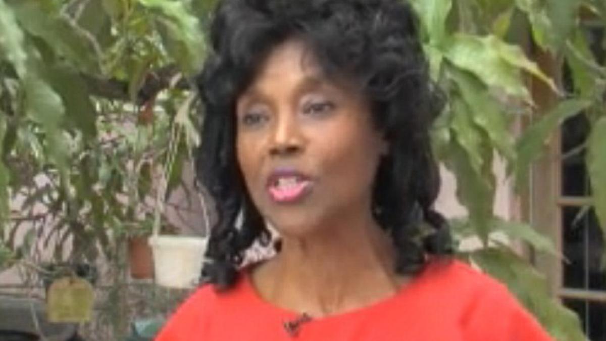 frumusetea ei pastreaza secretul pe care il doreste orice femeie ea detine cheia timpului iar