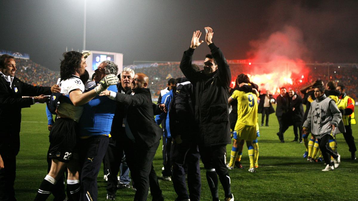 minunea apoel continua cipriotii s au calificat in sferturile de finala ale ligii campionilor