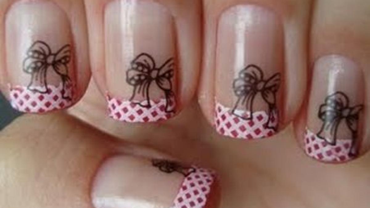 o femeie din sua a stat 10 ore la inchisoare pentru ca si a facut unghiile in avion