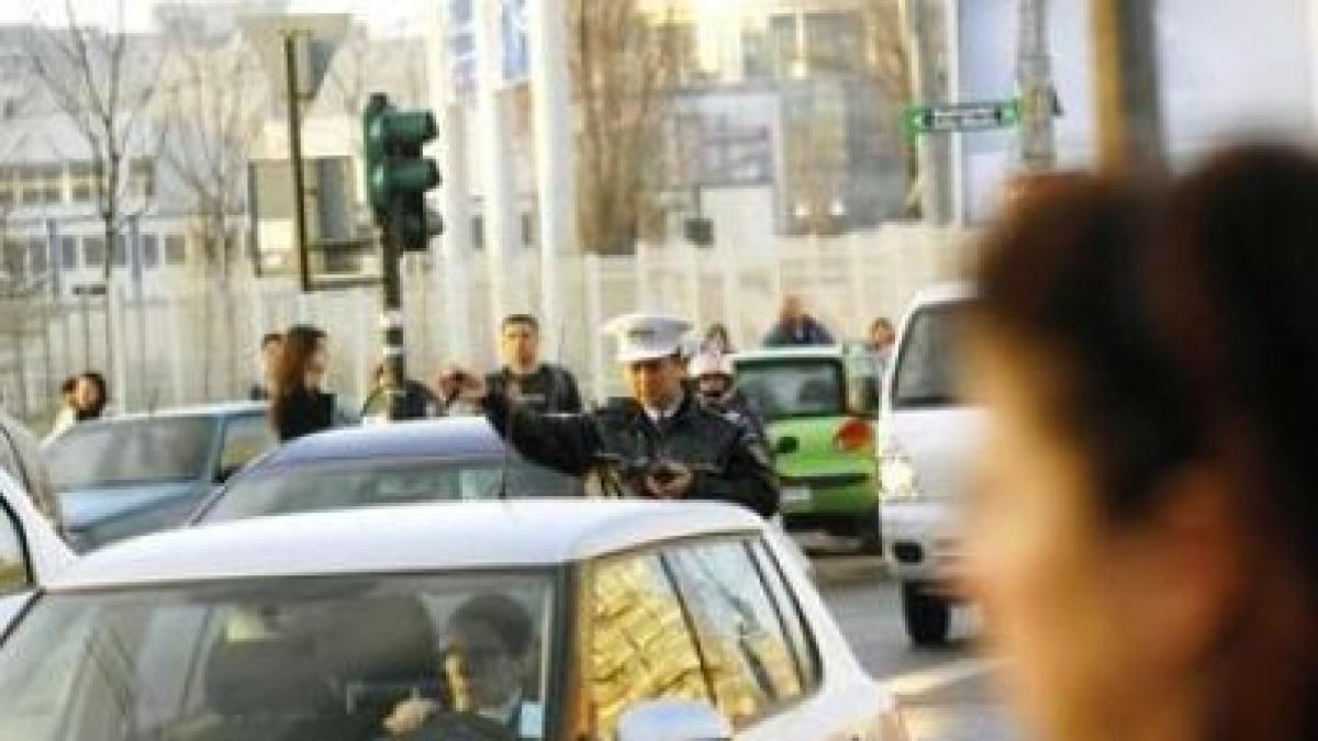 sofer din bacau retinut pentru 24 de ore dupa ce a incercat sa mituiasca un politist de la rutiera