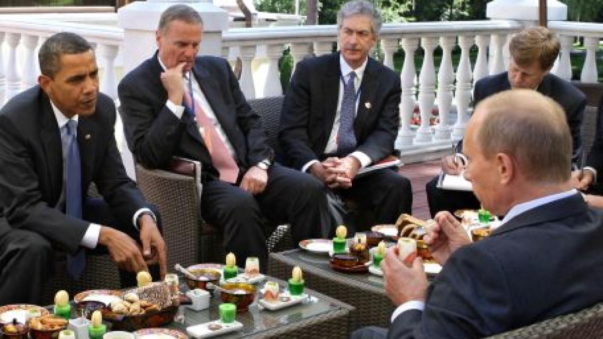 barack obama l a felicitat pe vladimir putin pentru castigarea alegerilor prezidentiale in rusia