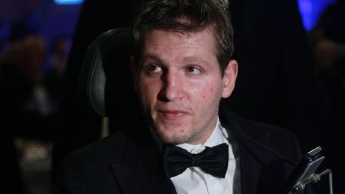 fundatia lui mihai nesu poate face diferenta intre o viata normala si una in scaun cu rotile pentru