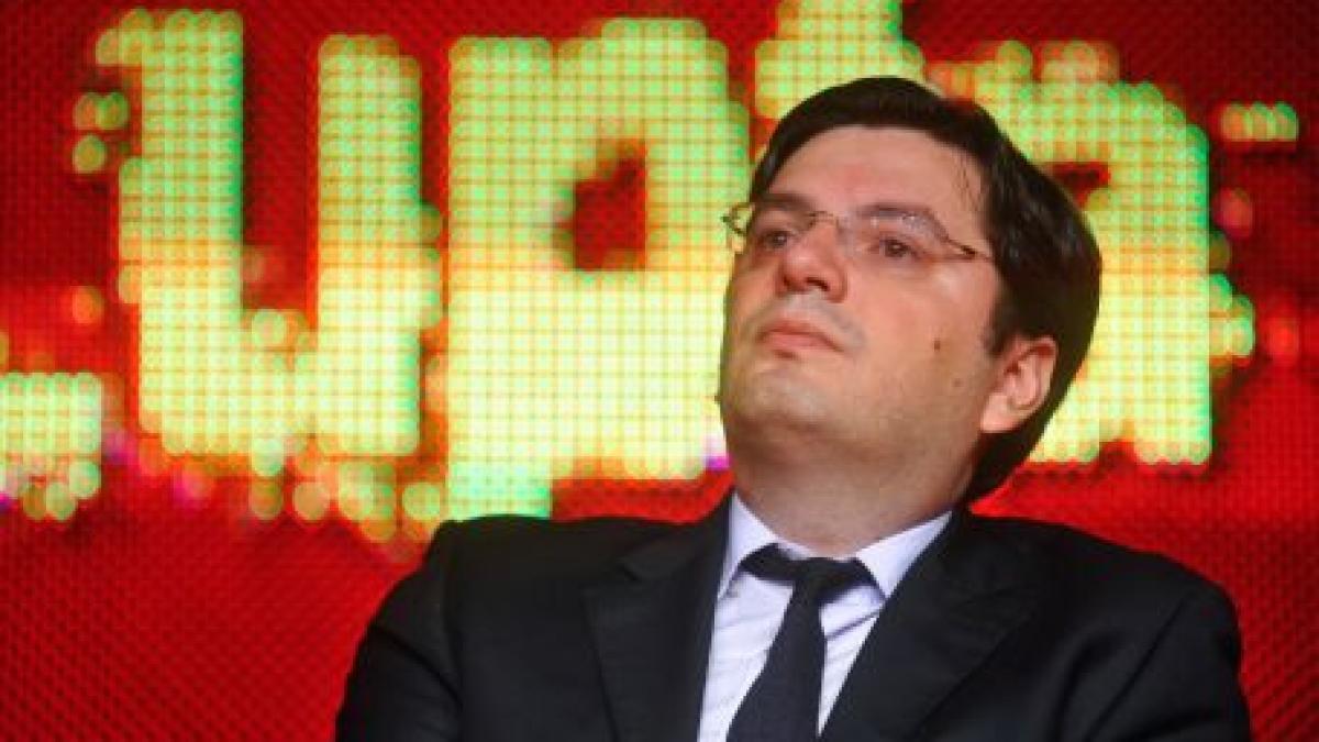 nicolae banicioiu cere premierului si ministrului sanatatii relaxarea politicii de angajare in