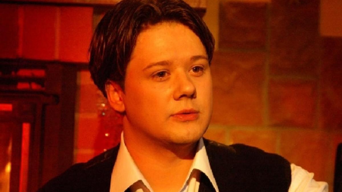 fuego sufocat cu sarutari de fanele de varsta a doua din deva