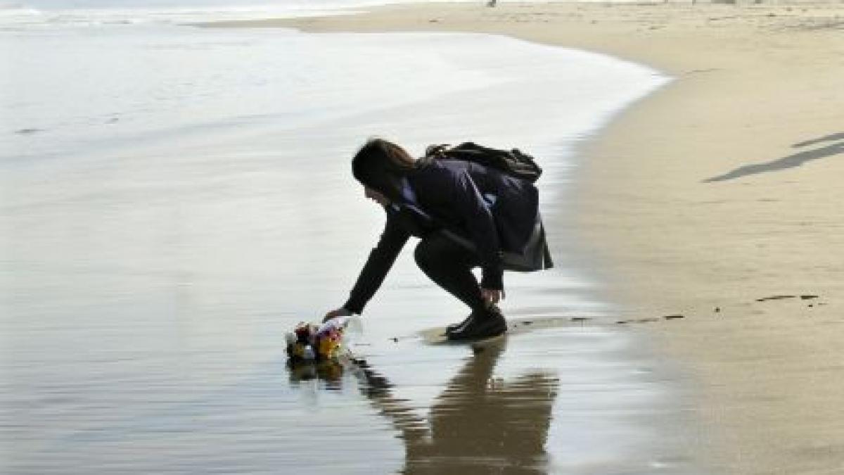 japonezii au tinut un minut de reculegere in memoria victimelor de la 11 martie