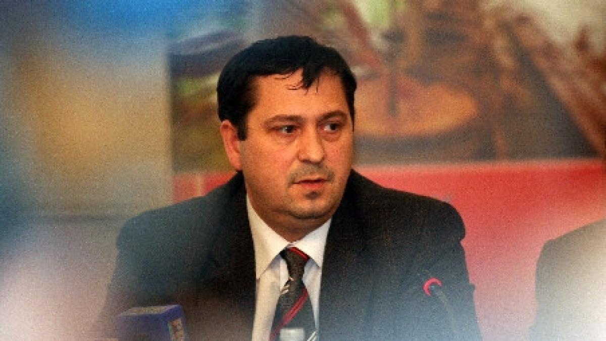 deputatul marian avram a demisionat din pdl nu voi sustine guvernul in parlament