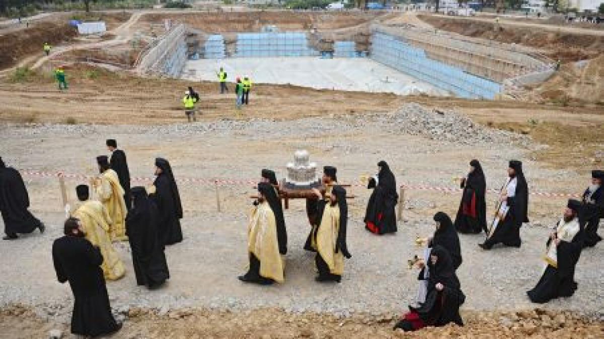 accident pe santierul catedralei mantuirii neamului patru muncitori au fost raniti