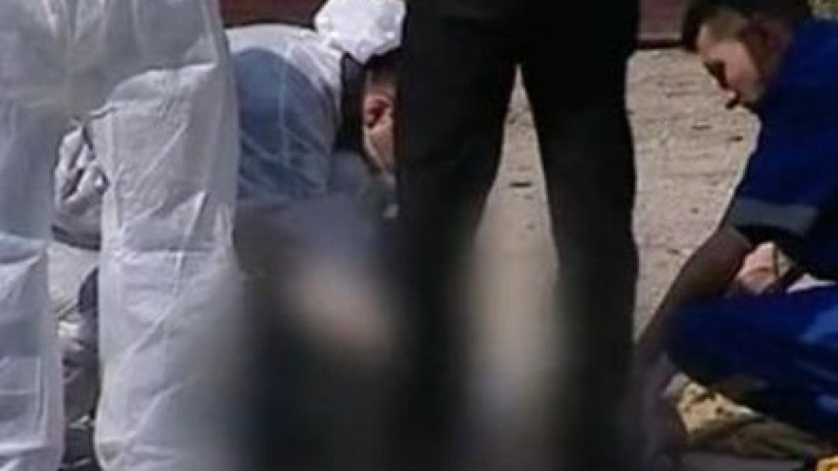 bebelus mort gasit intr un tomberon de langa judecatoria craiova