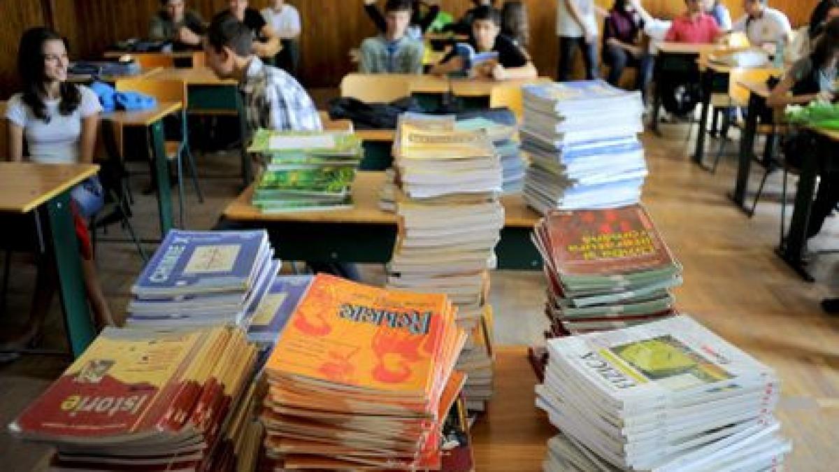 noi schimbari anuntate de ministerul educatiei se vor modifica si manualele scolare