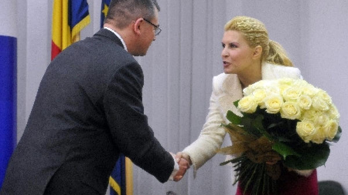 udrea cred ca mihai razvan ungureanu poate fi acel factor de echilibru de care romania are atat de