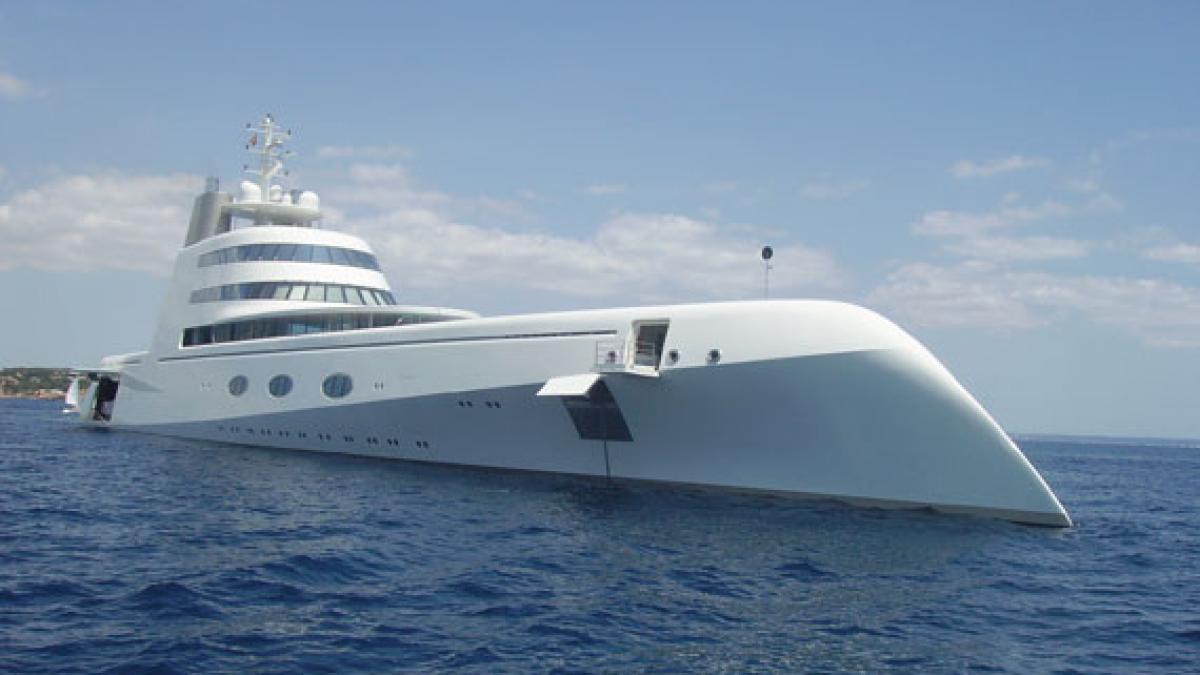 calatorie in lumea luxului muritorii de rand nu pot decat sa viseze cu ochii deschisi