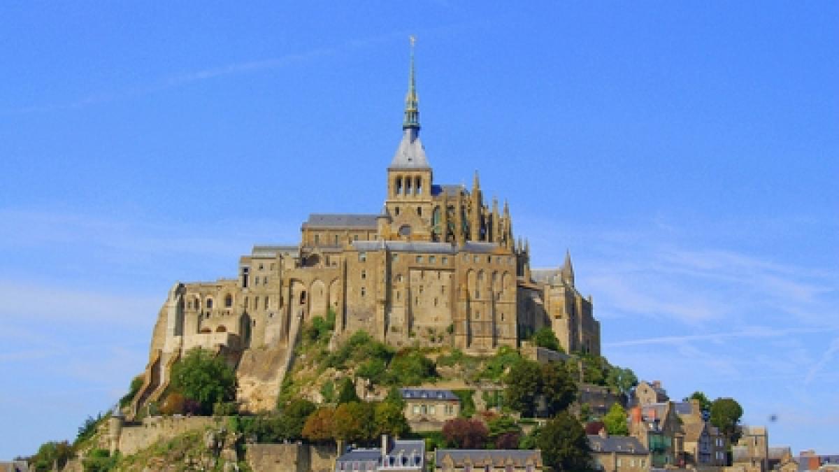 ultima moda in turism circuitele cu autocarul prin mai multe tari