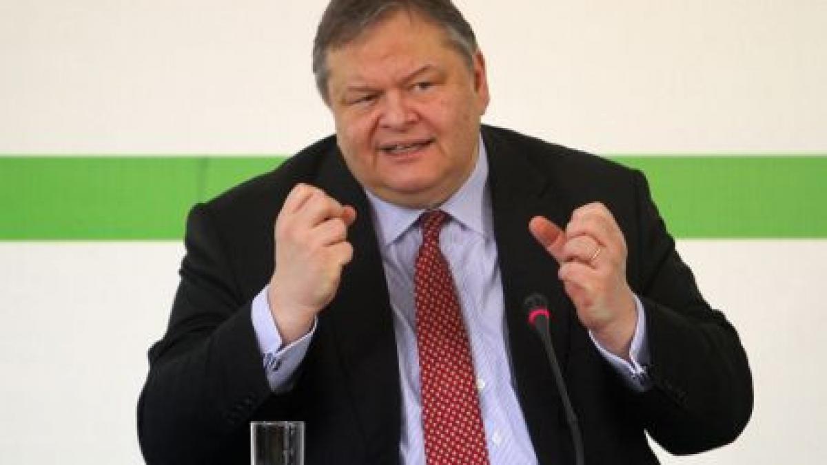 ministrul de finante din grecia evangelos venizelos demisioneaza el va conduce partidul pasok