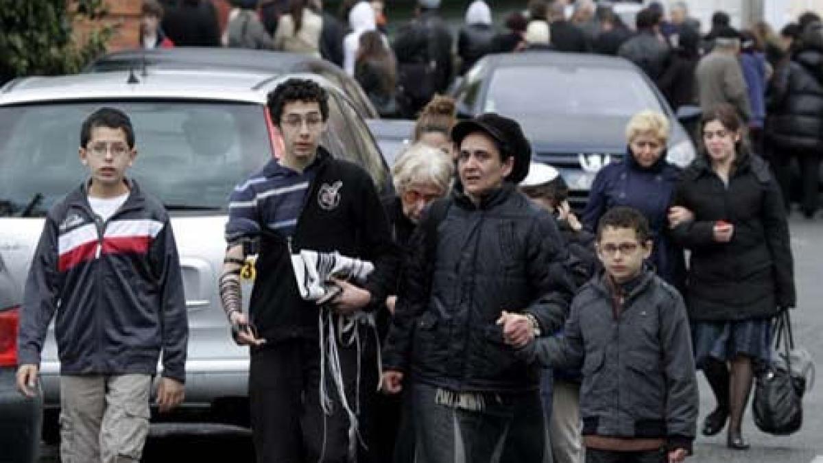 nivel maxim de alerta terorista la toulouse nicolas sarkozy si a suspendat campania electorala