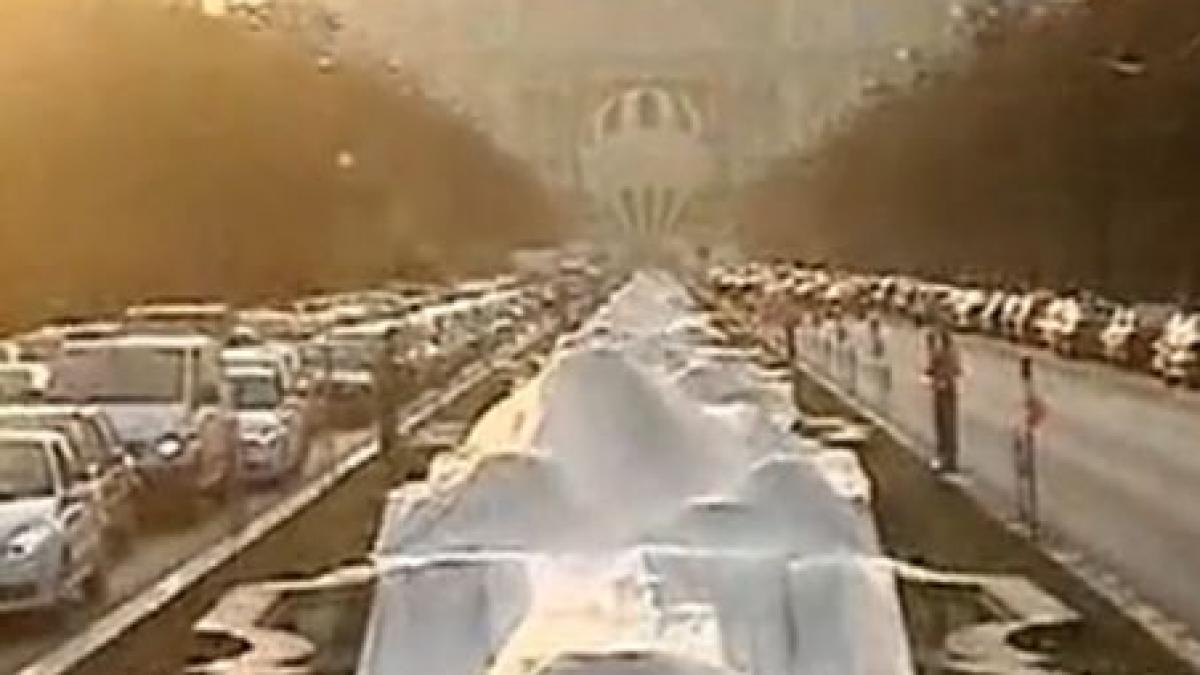 romania din nou in cartea recordurilor vezi cea mai lunga trena a unei rochii de mireasa