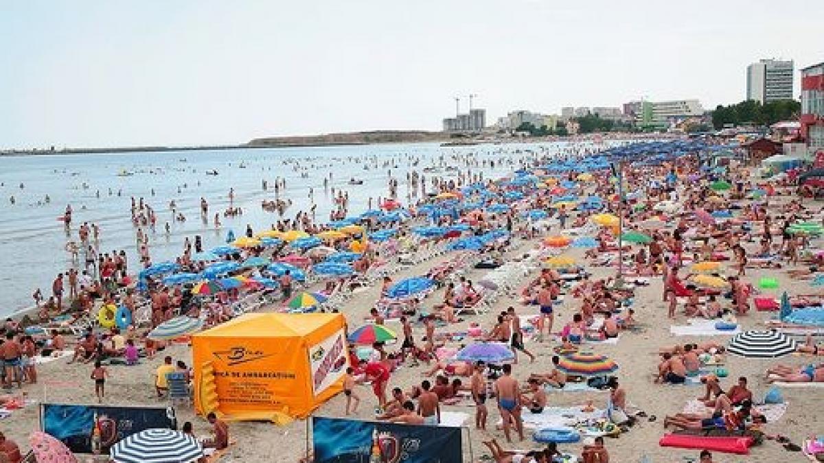 ne plangeam ca fug strainii de noi ba nu chiar ne convine hotelierii de pe litoral nu vor turisti