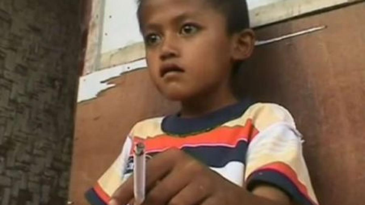 indonezia fumator inrait la numai opt ani