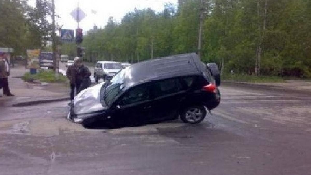 cu masina in groapa vezi aici in ce tara craterele sunt mai periculoase ca in romania