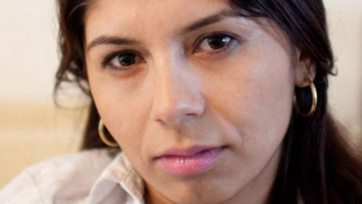 marea britanie o tanara romanca de etnie roma a fost invitata la un dineu cu regina elisabeta a ii a