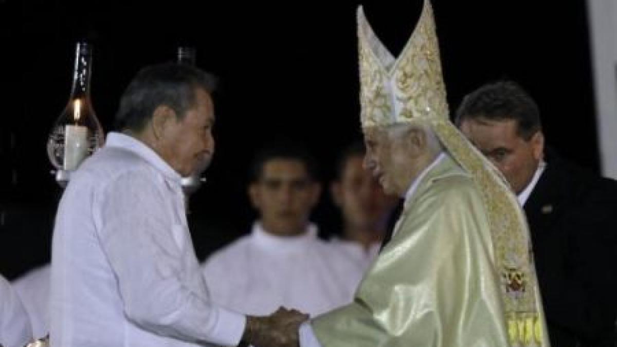 papa benedict al xvi lea in cuba poporul cubanez doreste innoire si orizonturi mai largi