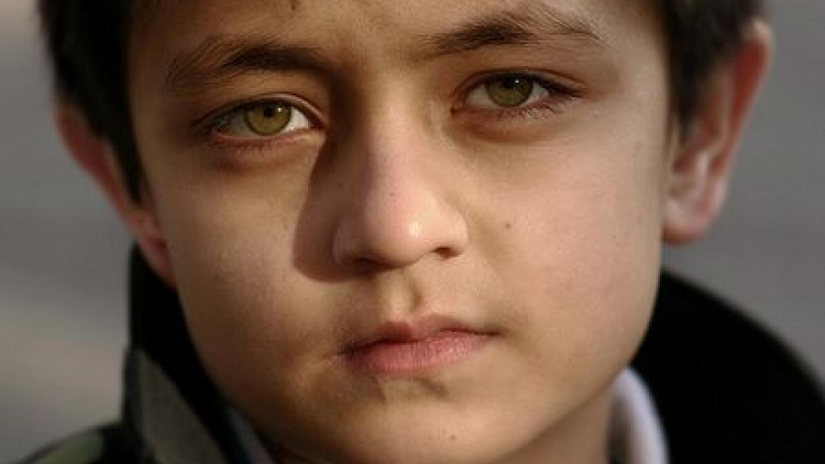 traditie bizara in afganistan fetitele sunt obligate sa traiasca precum baietii sunt deghizate