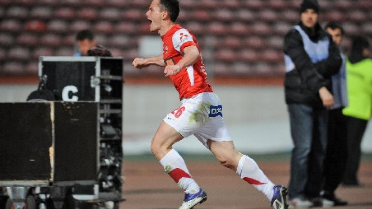 dinamo cu un om in minus a invins pe gaz metan cu 1 0 in prima etapa a semifinalelor cupei romaniei