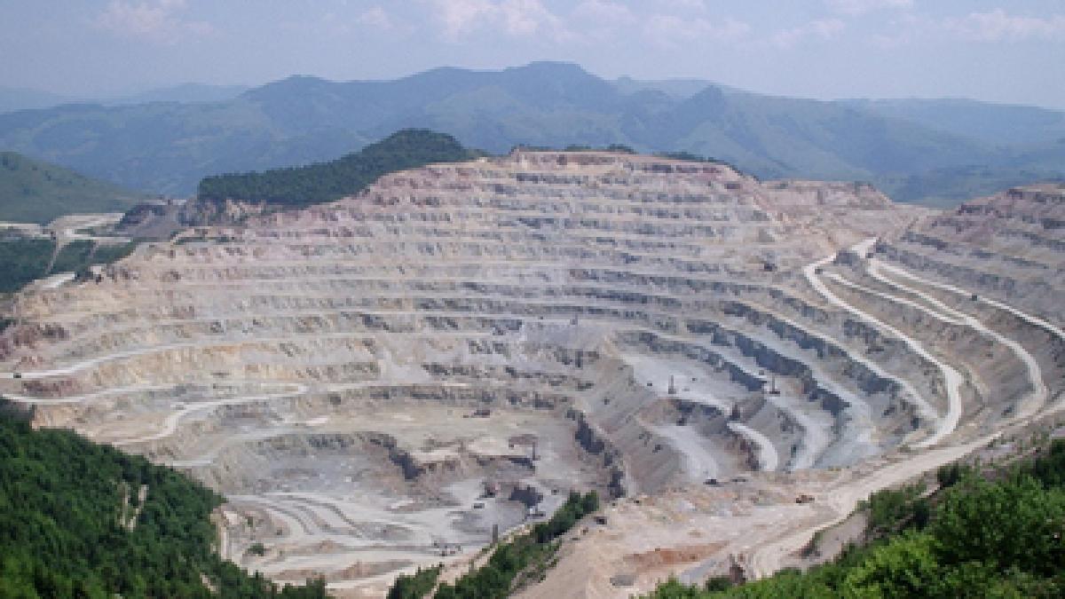 privatizarea cupru min un succes vezi cine e acum rege peste 60 din rezerva de cupru a romaniei