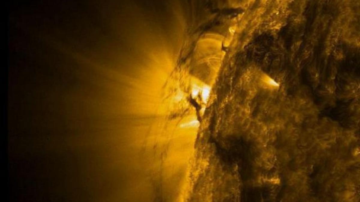 vezi cum arata o tornada mai mare de 5 ori decat pamantul astronomii se tem de urmari