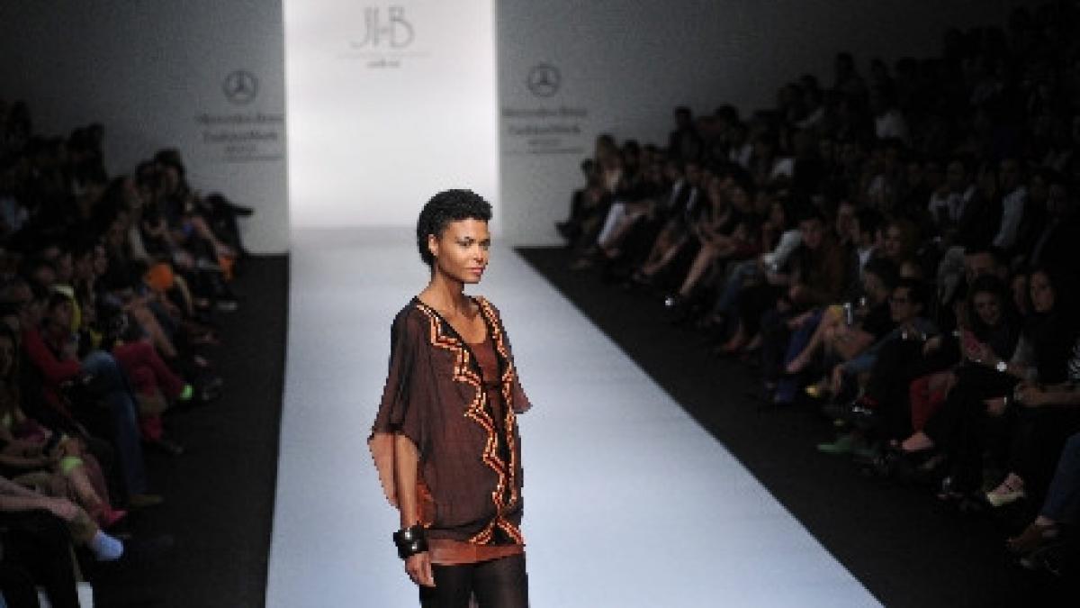 culori tropicale imprimeuri florale si printuri elementele cheie ale primaverii 2012