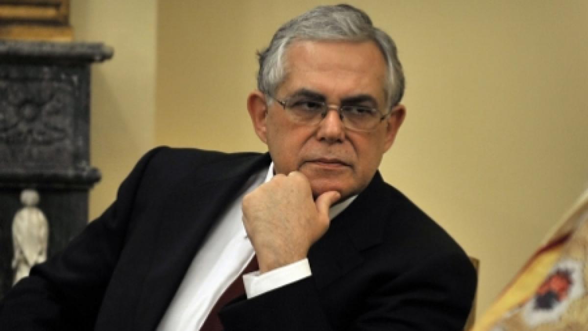 papademos grecia va reduce cheltuielile cu 12 miliarde de euro pana in 2014