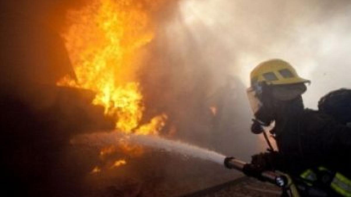 incendiu puternic la o banca din centrul capitalei