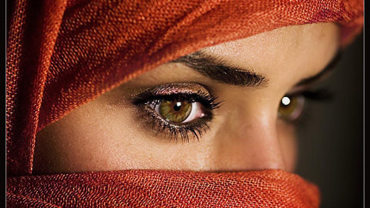 pacatul de moarte ascuns sub valul islamic barierele care n au reusit sa le incatuseze gandurile