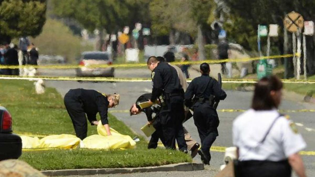 sapte persoane au fost ucise iar trei ranite in urma unui atac armat la o universitate din oakland