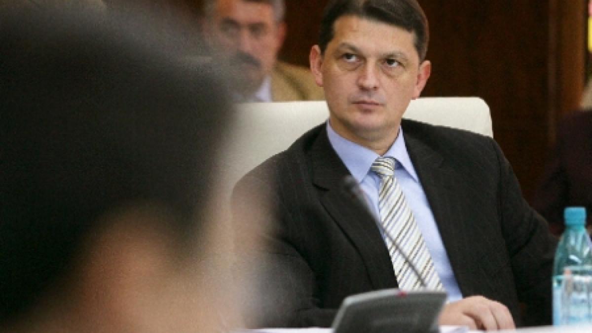 berca opt prefecti si au anuntat intentia de a candida la alegerile locale