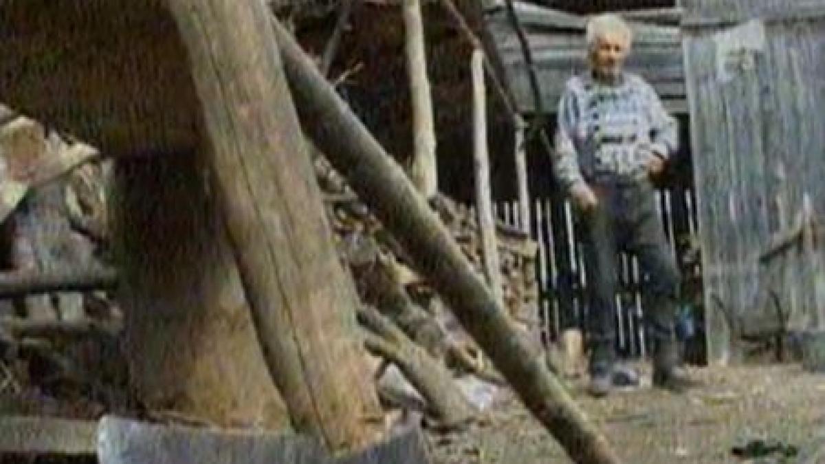 a pus ban pe ban toata viata si ajuns la 84 de ani cu 100 000 de lei in cont si o coliba