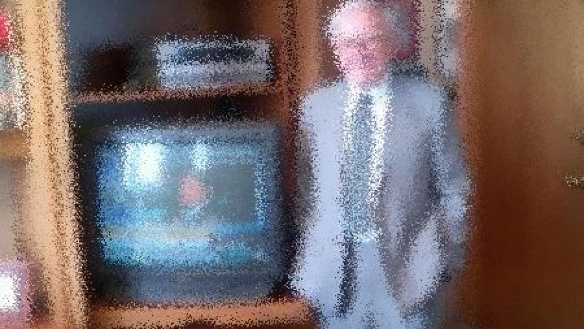 cum arata biroului omului care poate avea orice isi doreste simplitatea lui te va surprinde