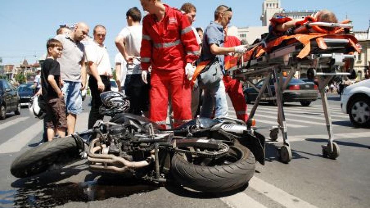 motociclist in stare grava la spital dupa ce a fost spulberat de un sofer neatent pe soseaua