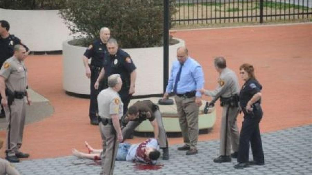 criminal in serie in orasul american tulsa impusca oamenii cu sange rece pe strada