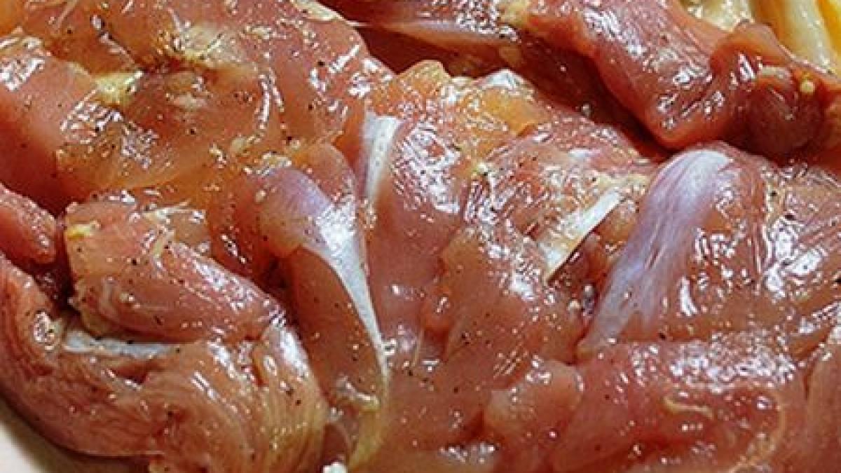 imbolnavesc oamenii cu buna stiinta pulpe de pui putrezite livrate spitalului judetean din suceava