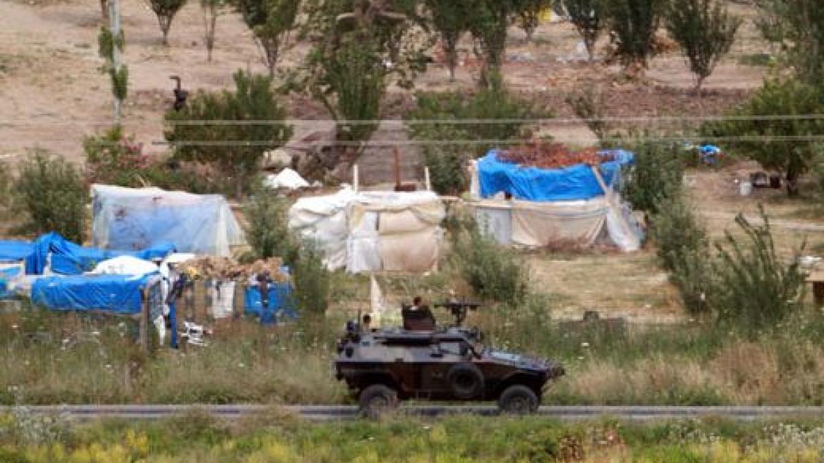 tiruri siriene lovesc turcia premierul turc denunta o incalcare clara a frontierei si promite ca va