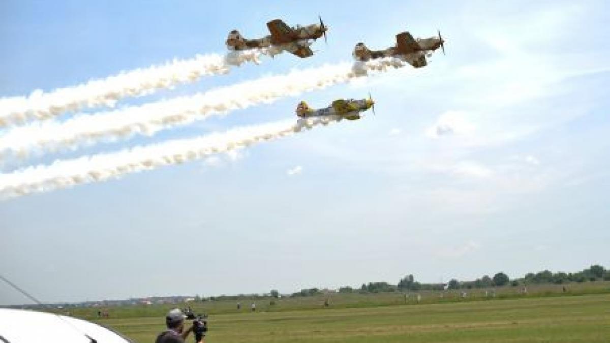 sporuri si prime spectaculoase angajatii din aviatie vor castiga cu pana la 250 din salariu mai mult