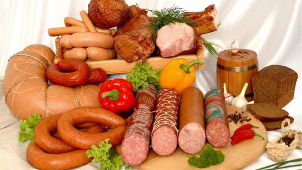 fuia sa nu va mire daca din mezeluri incepe sa se scurga apa nimeni nu verifica reteta