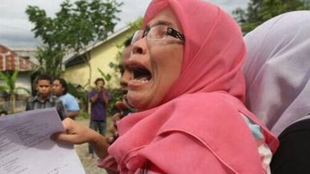 sinistra miscare a pamantului i a socat de indonezieni au scapat de un cutremur cu potential