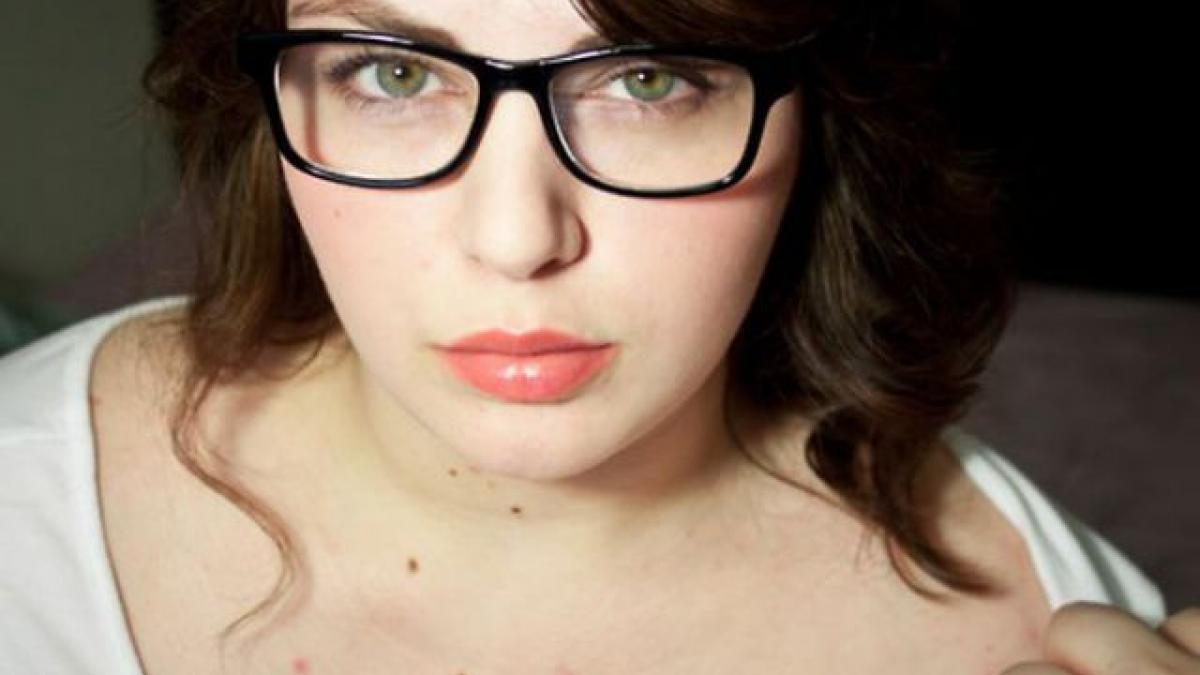 chipul acesta a schimbat viata a milioane de femei povestea ei scrie in fiecare zi destinele